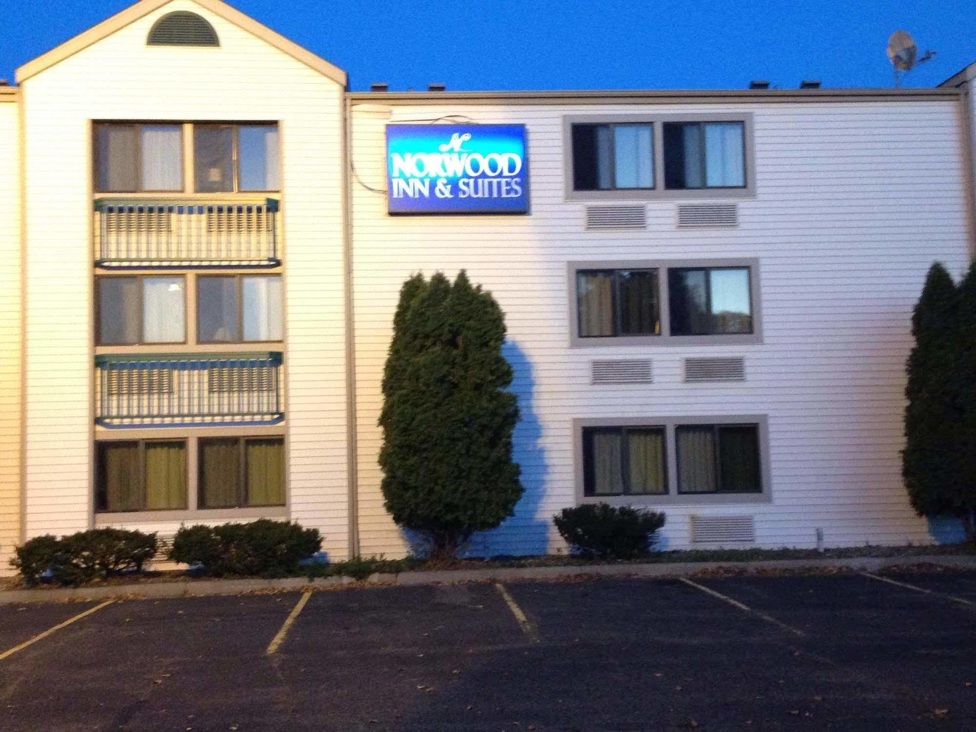 Travelodge By Wyndham Brooklyn Center Exterior foto